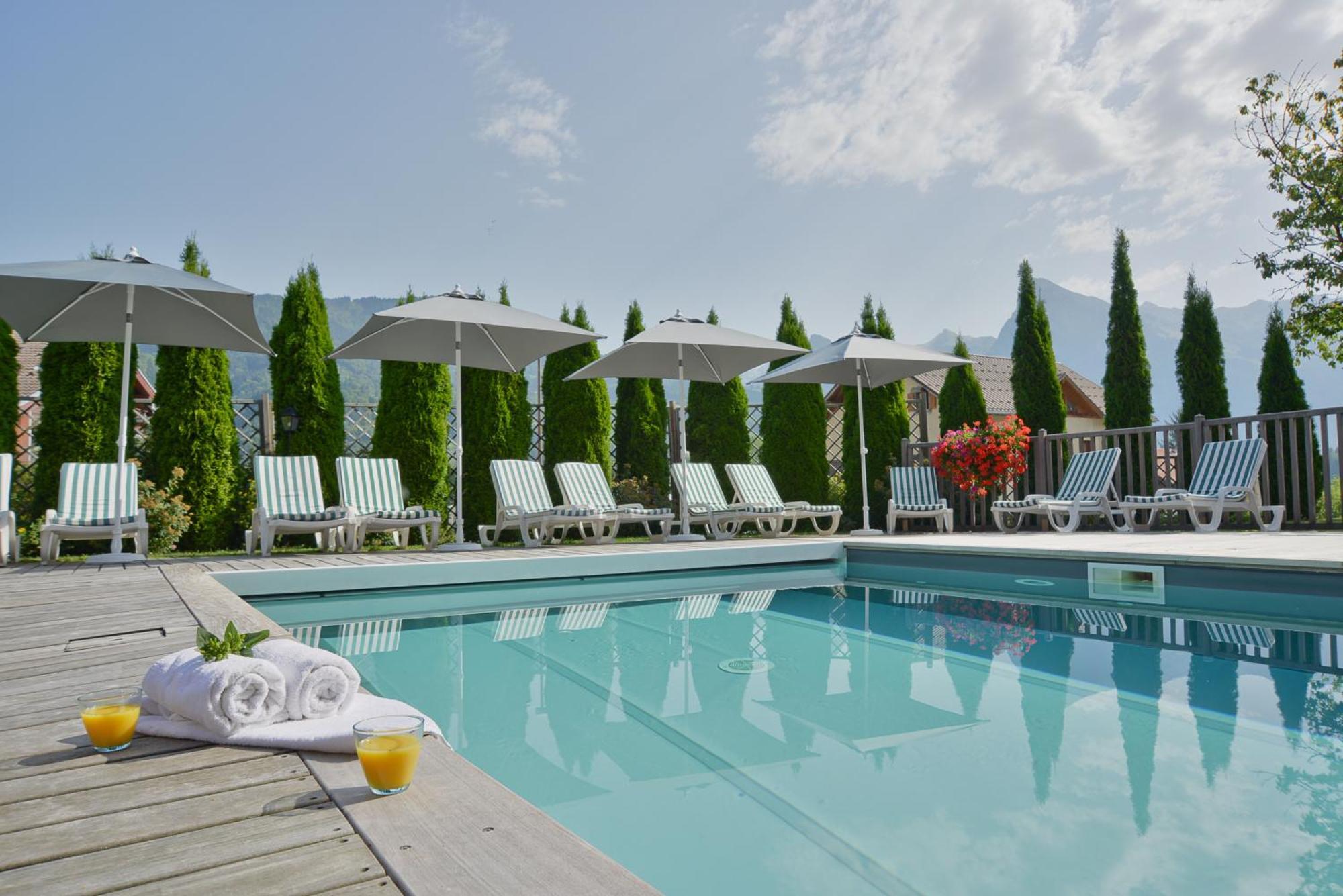 Hotel-Spa Le Morillon Charme & Caractere Εξωτερικό φωτογραφία